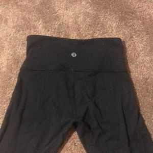 Black lululemon leggings